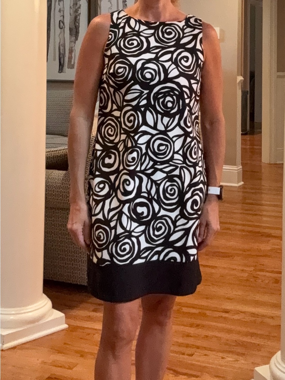Sleeveless Black & White Floral Shift Dress